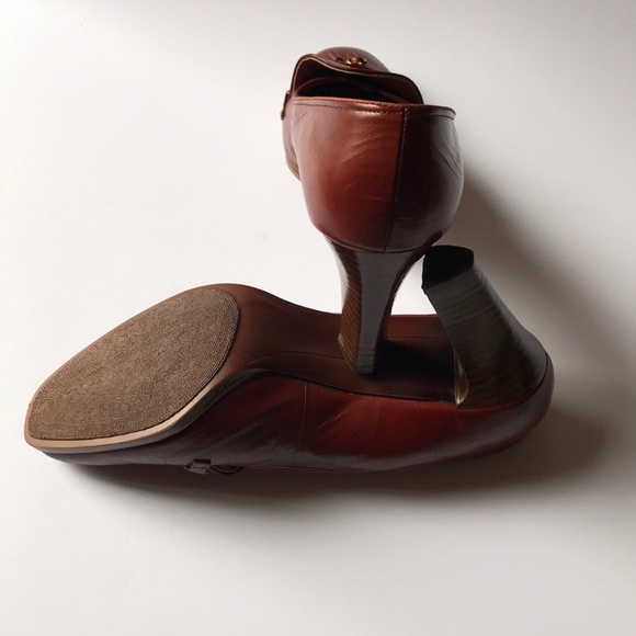 Vintage Red Cross shoes - Picture 3 of 6